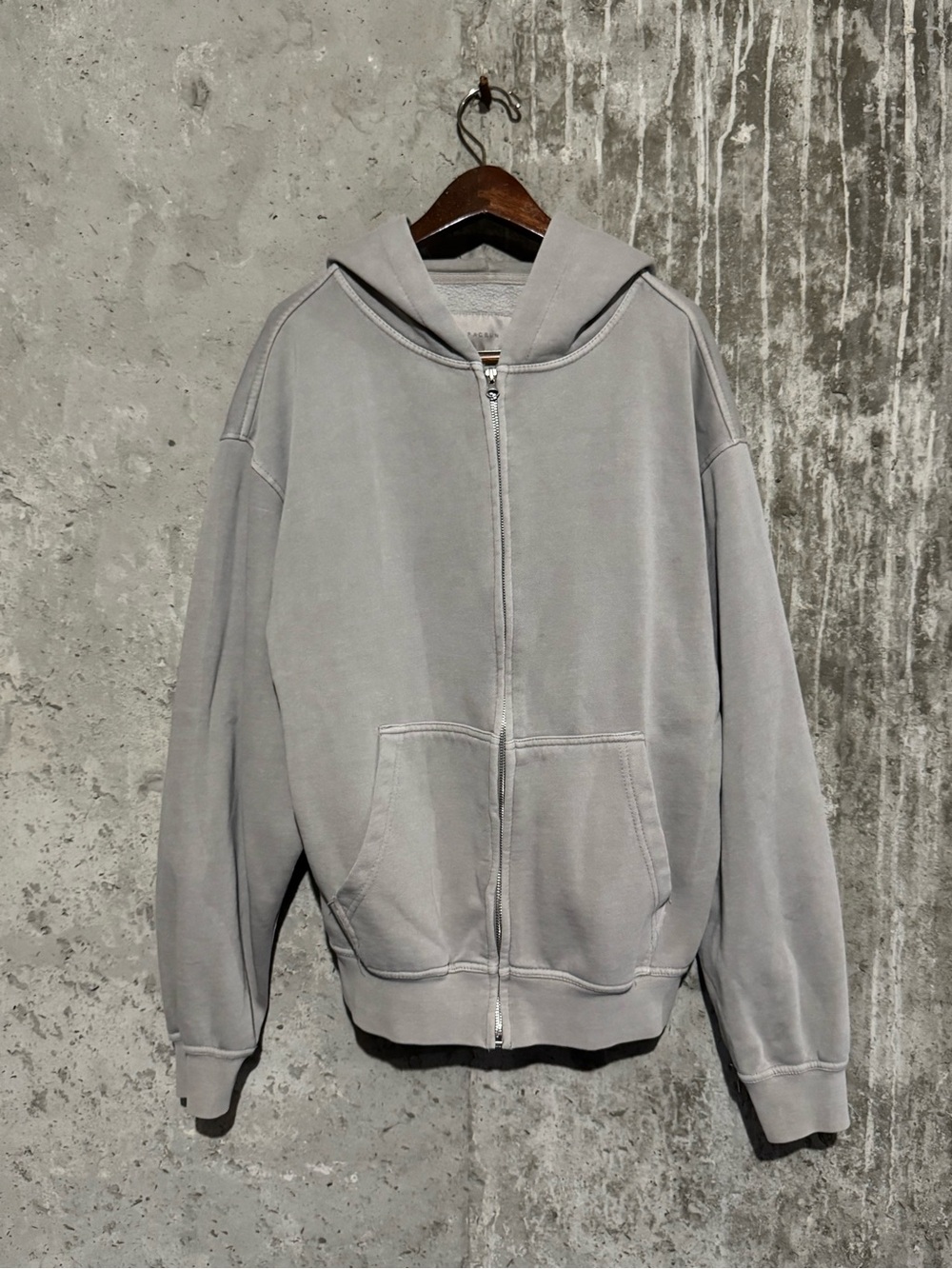 PacSun Light Gray Zip-Up Hoodie Sweater